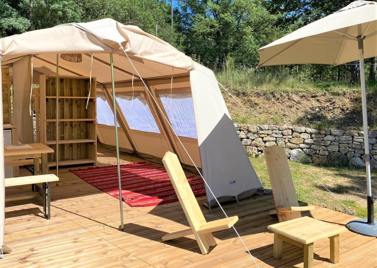 Les Bastides De Chanteraine Bungalows, Lodges & Spa Aiguines Exterior foto